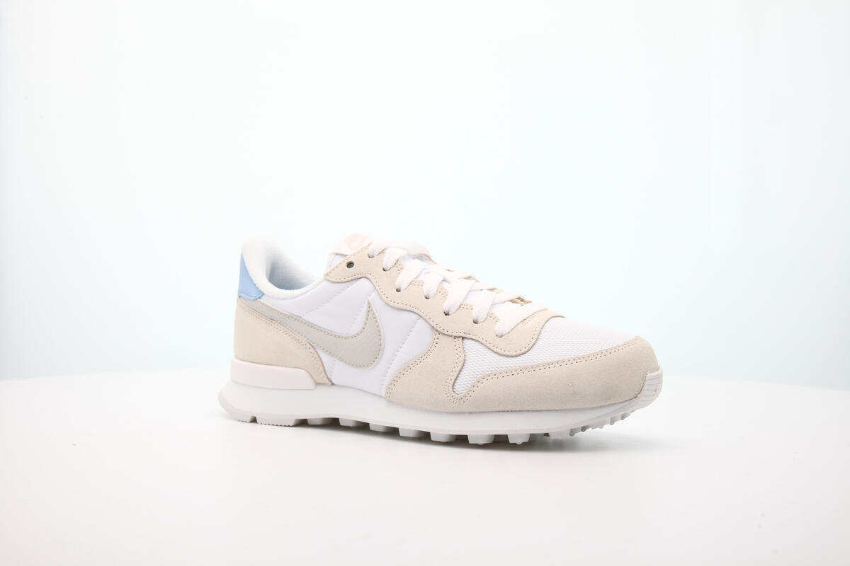 Nike internationalist sale light bone